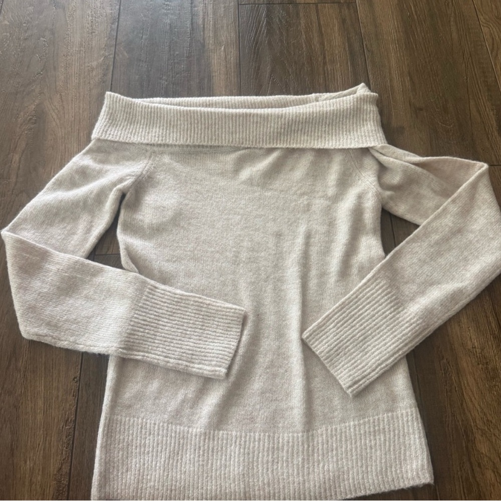 Lovers + Friends Off-Shoulder Beige Sweater